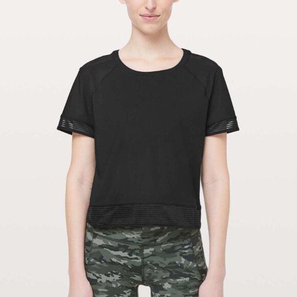 Lululemon Stripe In Stride Short Sleeve - Picture 1 of 5